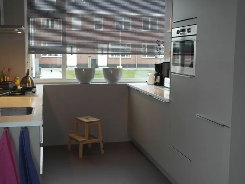 Keukenmonteur gezocht om keuken te renoveren